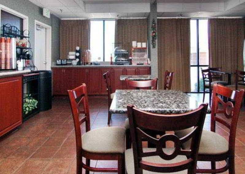 Quality Inn Prattville I-65 Exteriör bild
