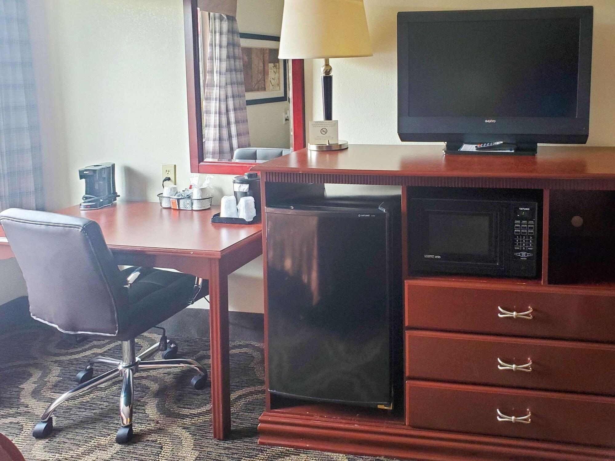 Quality Inn Prattville I-65 Exteriör bild