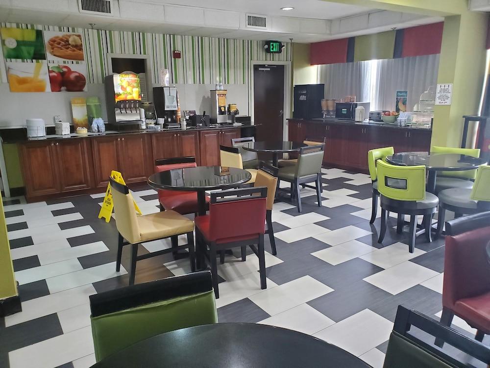 Quality Inn Prattville I-65 Exteriör bild