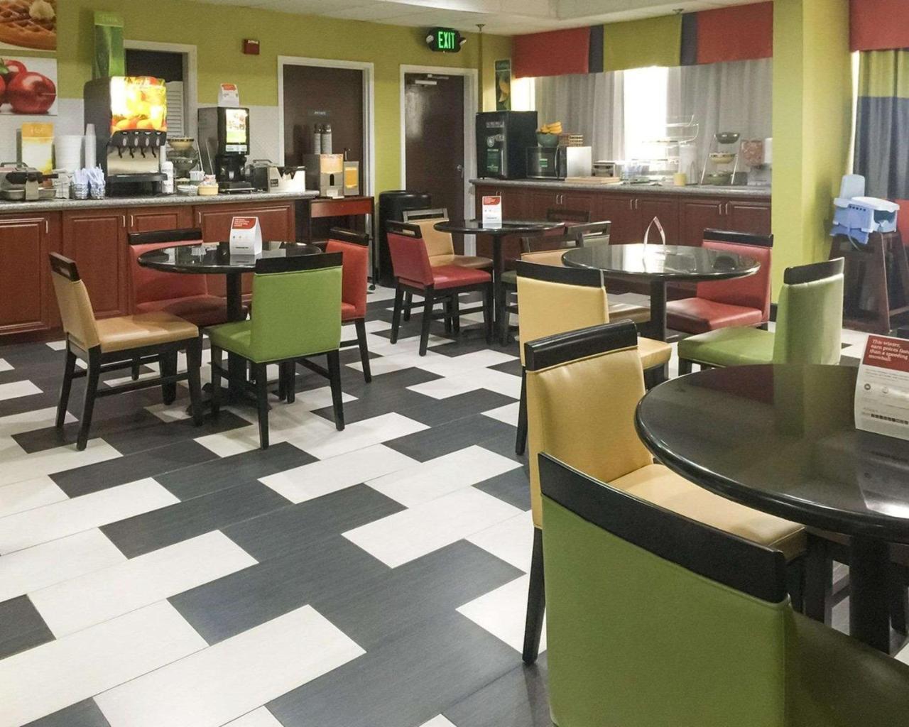 Quality Inn Prattville I-65 Exteriör bild