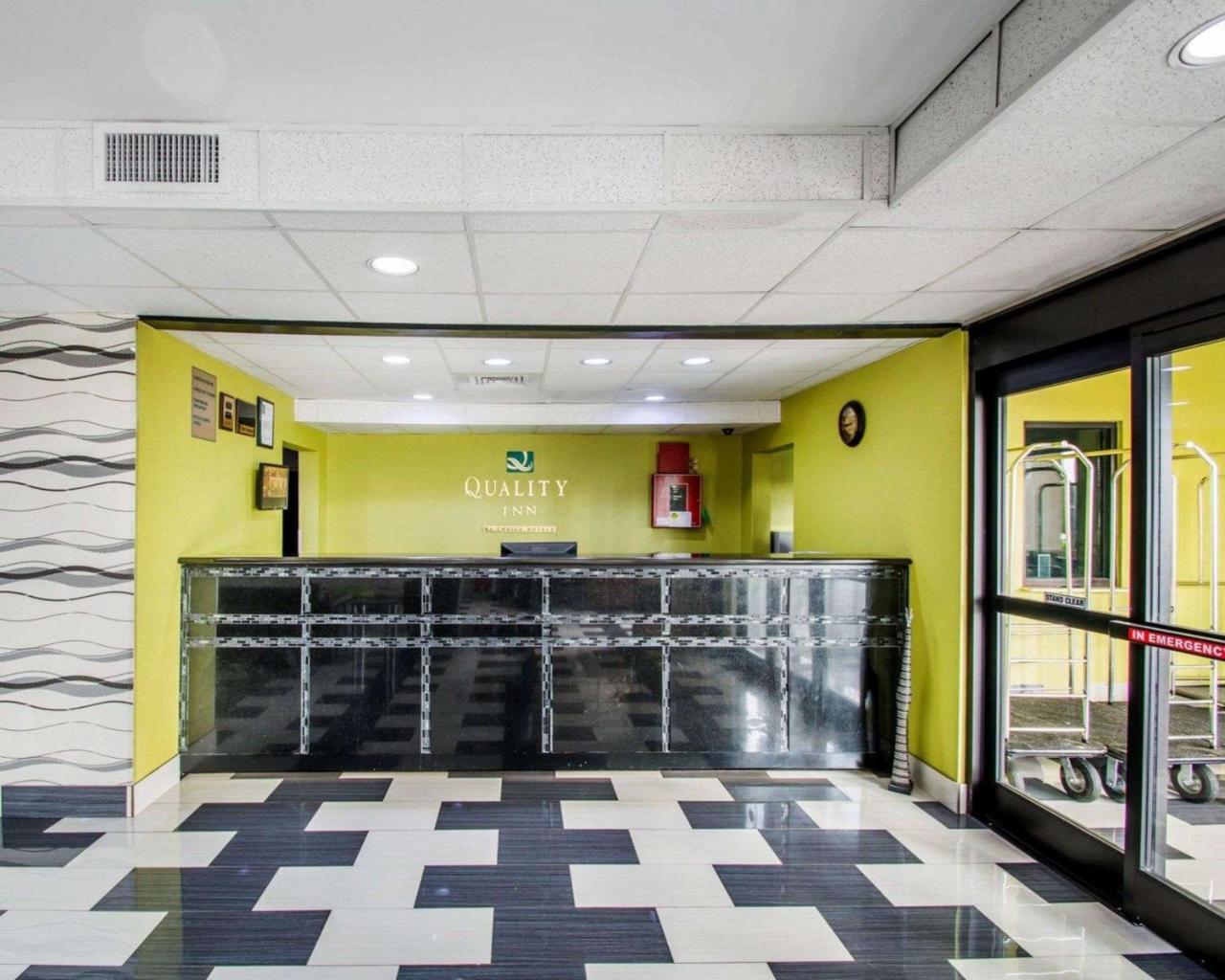 Quality Inn Prattville I-65 Exteriör bild